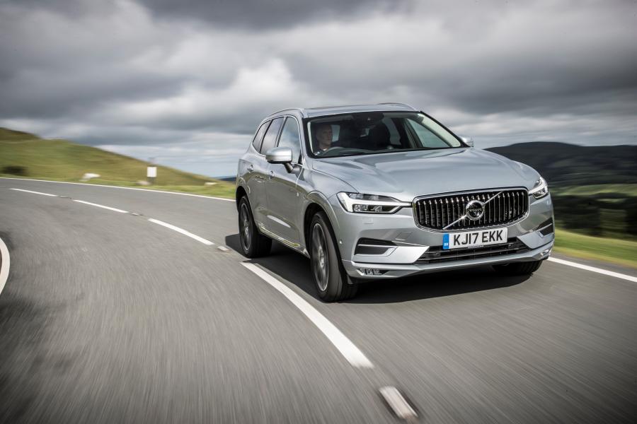  Volvo XC60 D4 Inscription 2017 года  (UK) (фото 21 из 172)